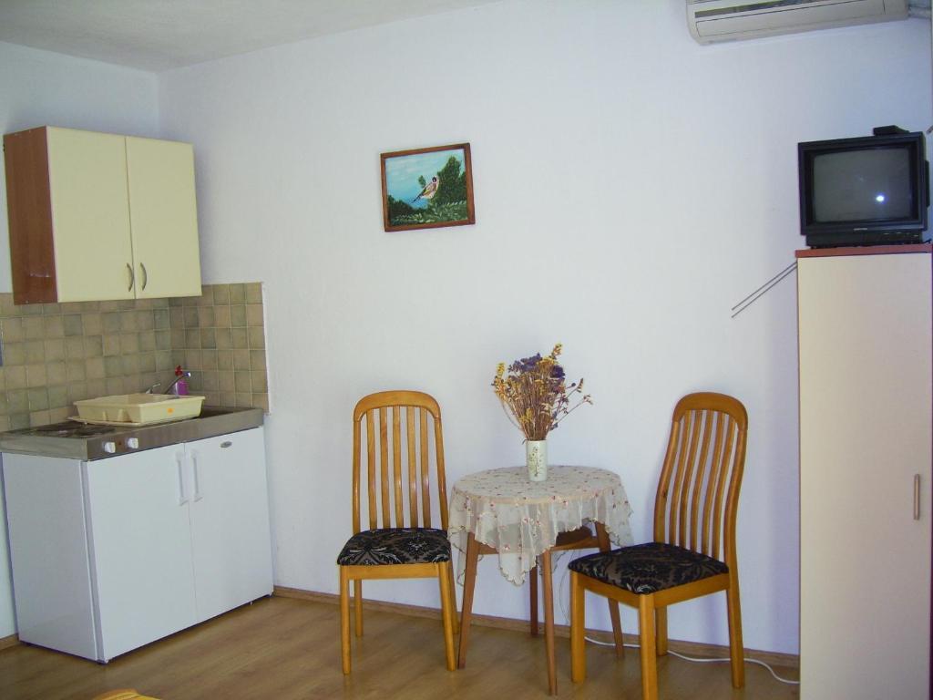 Apartments Villa More Makarska Room photo
