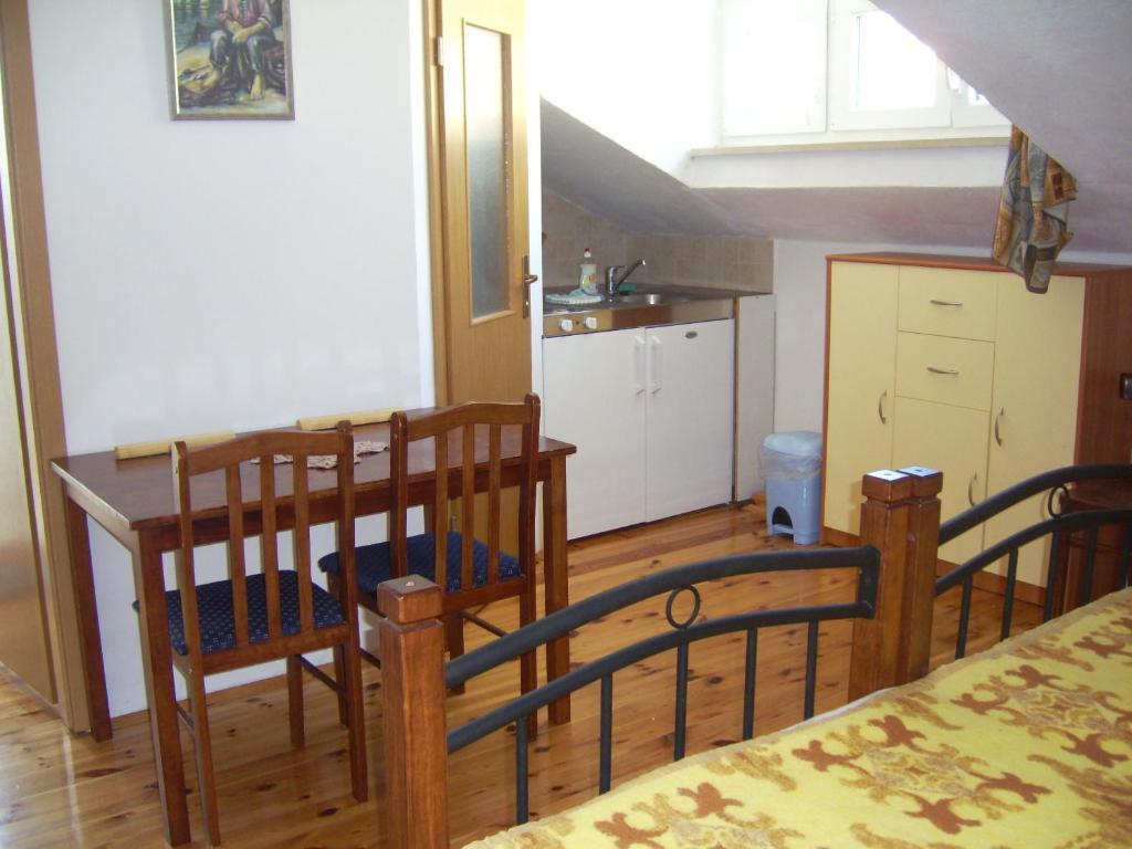 Apartments Villa More Makarska Room photo
